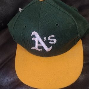 Oakland A's vintage cap in great condition